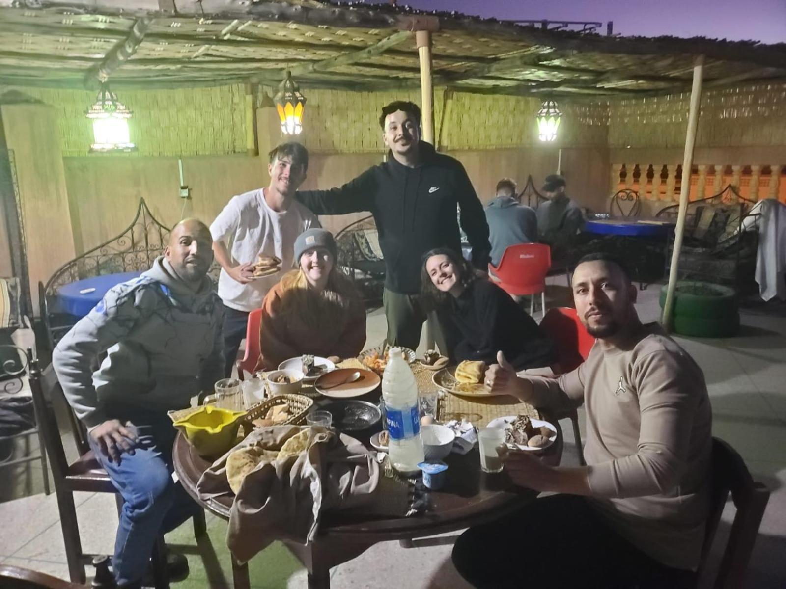 Hostel Afgo Rooftop Varzazat Dış mekan fotoğraf
