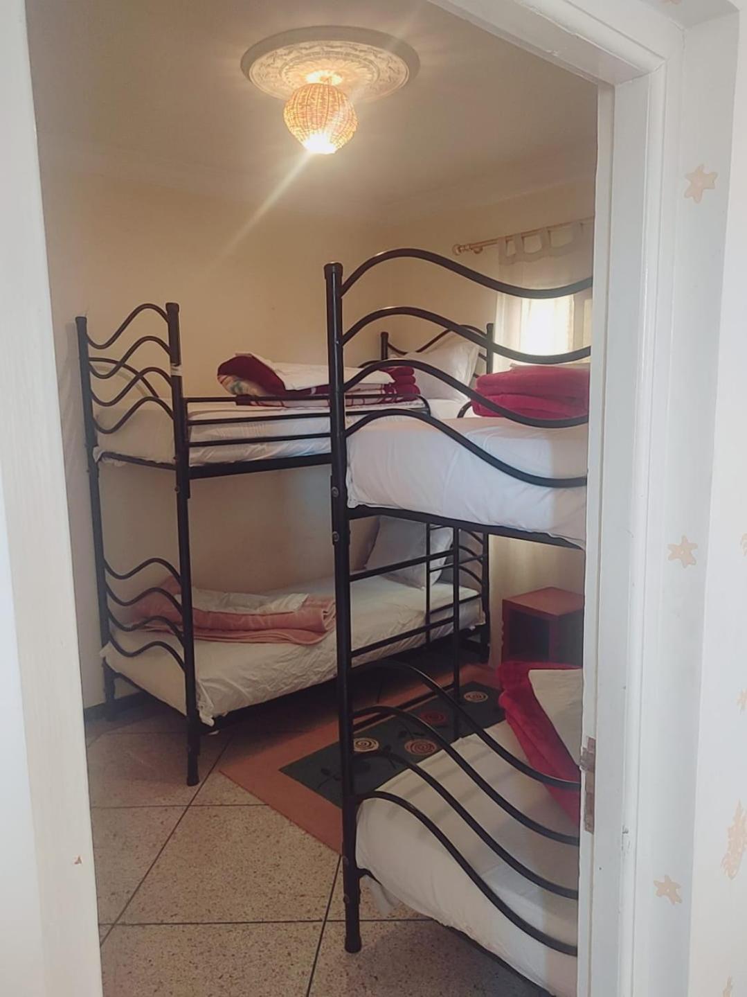 Hostel Afgo Rooftop Varzazat Dış mekan fotoğraf