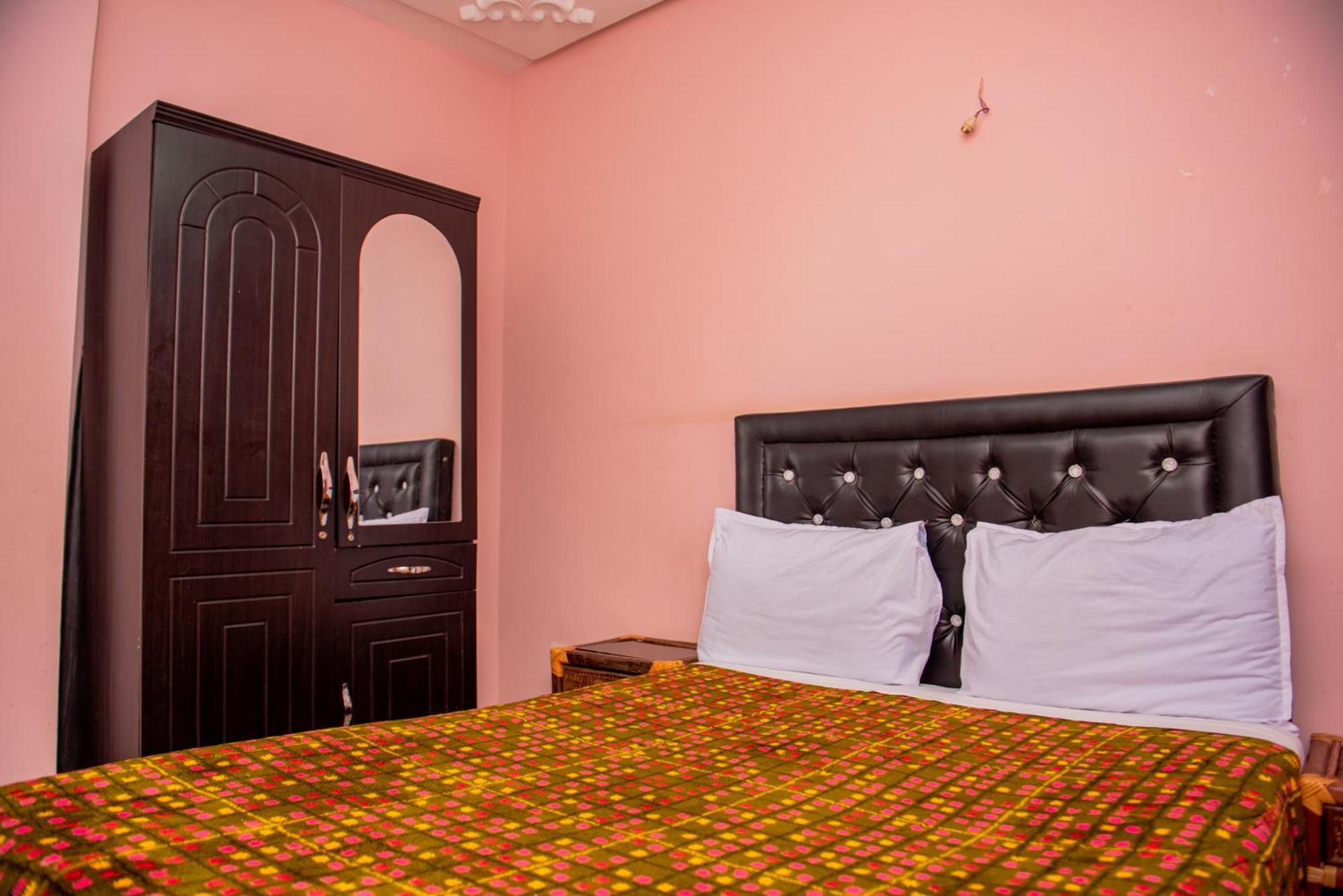Hostel Afgo Rooftop Varzazat Dış mekan fotoğraf